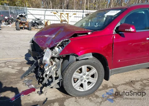 2010 Chevrolet Traverse Lt из США, поврежденный, VIN 1GNLRFED1AS133428